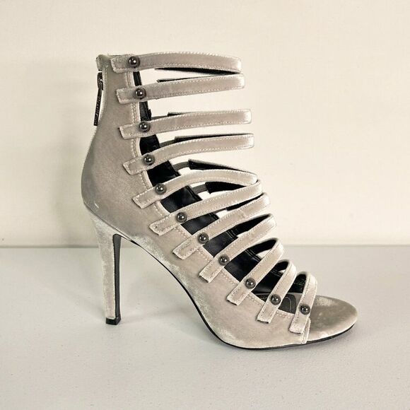 Kendall & Kylie Giaa Gray Velvet Strappy Open Toe Heels - Picture 1 of 7
